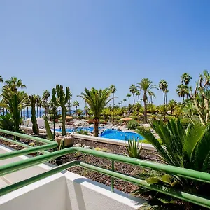 https://apartamento-altamira-128-tenerife.adeje-hotels.com
