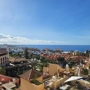 https://33-pleasures-del-duque-apartment.adeje-hotels.com