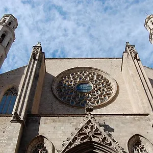 https://chic-cheap.topbarcelonahotels.com