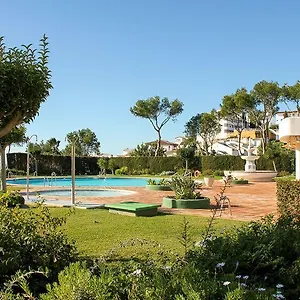 https://miraflores-resort-la-cala-de-mijas.1costadelsol.com